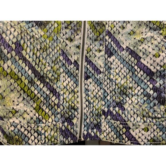 Mob jacket with reptile design by Chicos 2 (10). - Picture 9 of 13